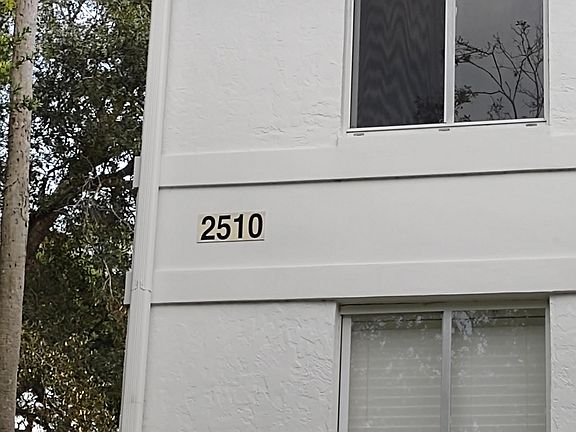 3rd image of 2510 SE Anchorage Cove #G-2