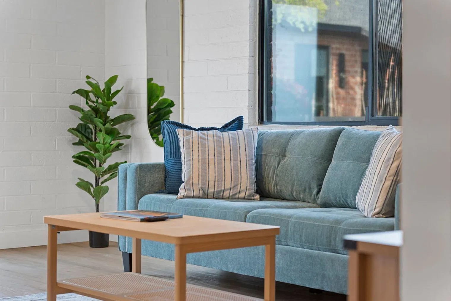 2 bed, 1.0 bath, $3,752 — Photo 3