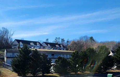 Spring Mills & Evergreen Apartments