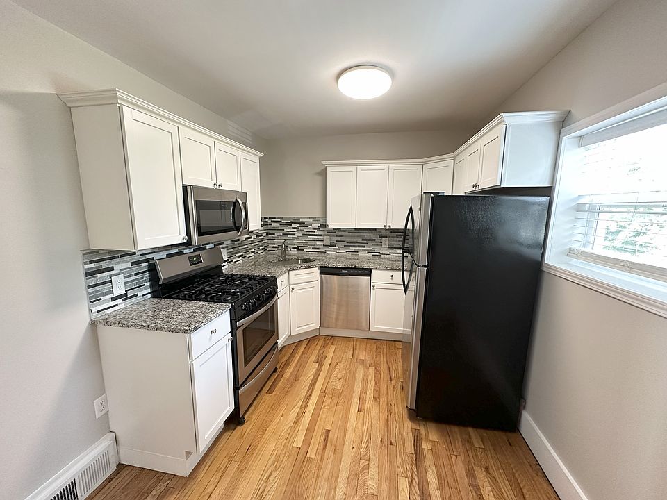 2nd Floor - Kitchen