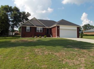 5115 Longbranch Dr, Dalzell, SC 29040