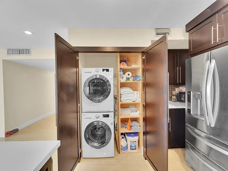 1401 S Ocean Dr #502 — Photo 17