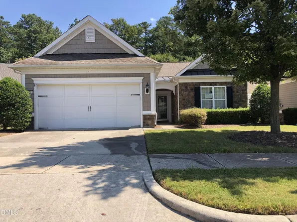 228 Elverson Pl, Cary, NC 27519