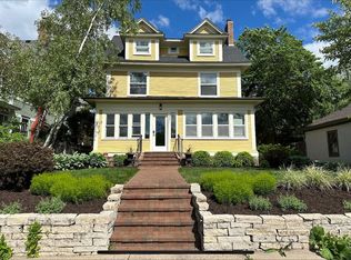 2521 Irving Ave S, Minneapolis, MN 55405