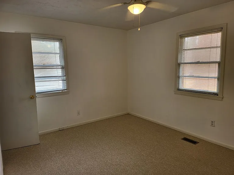 1409 Union Chapel Rd — Photo 15