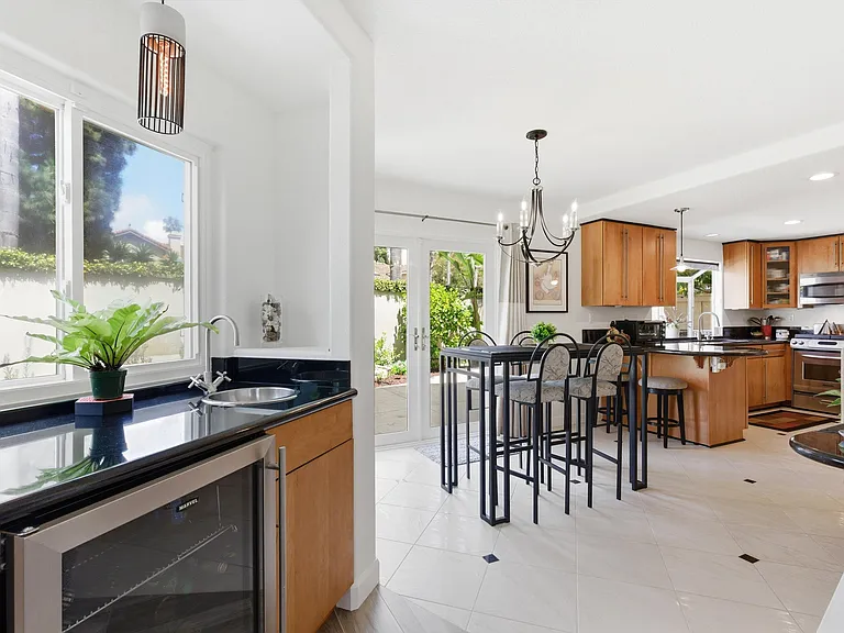 30072 Whitecap — Photo 12