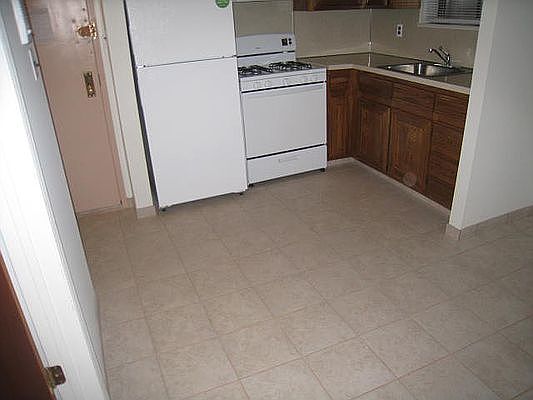1st image of 2705 Newtown Ave APT 3R