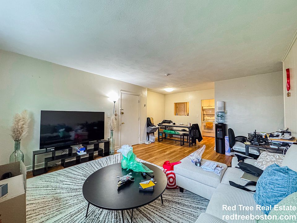 1st image of 11 Hodges Ave APT 4