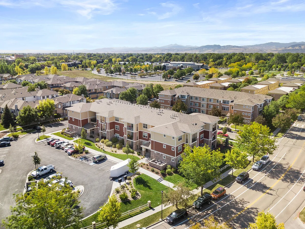 Building Photo - 2802 Kansas Drive