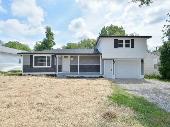 5572 N Clover Elm Dr, Fairland, IN 46126