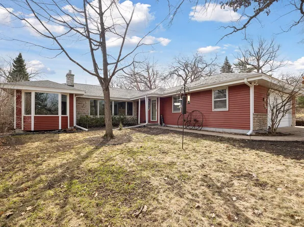 20 Westwood Rd, Minnetonka, MN 55305