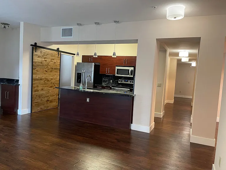 4905 S Elberon St — Photo 6