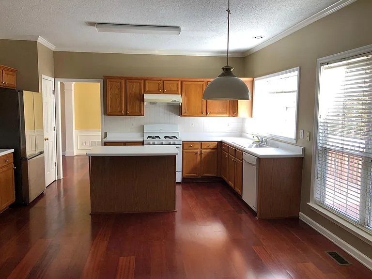421 Bloombridge Way NW — Photo 8