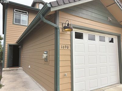 1690 32nd St, Florence, OR, 97439