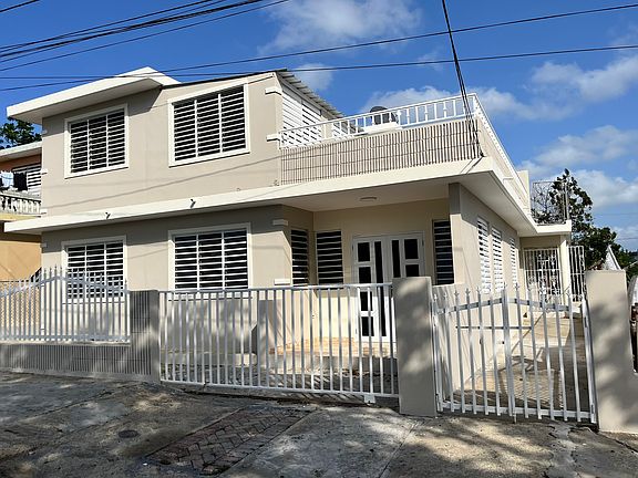 2nd image of 1339 Calle Luna Poblado #3