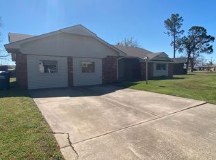 4201 N Aydelotte Ave, Shawnee, OK 74804