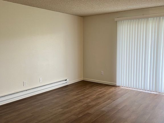 2nd image of 210 N 15th St #7