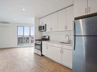 1044 Jackson Ave #3B, Long Island City, NY 11101
