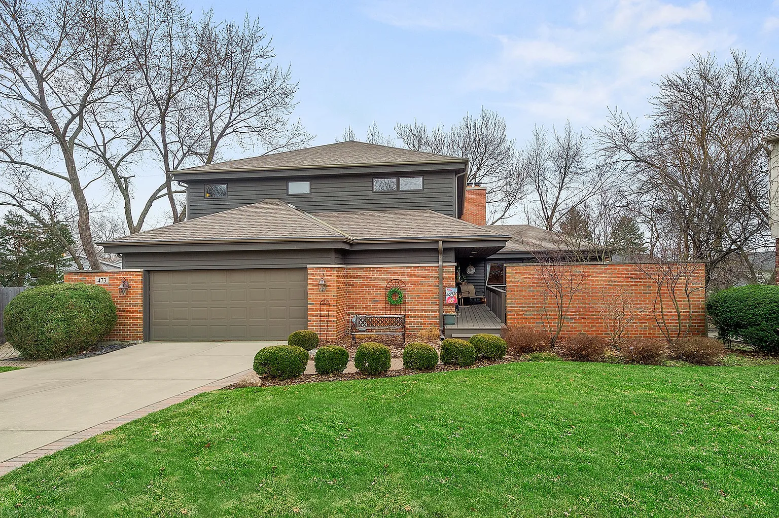 473 Sunset Ct photo 1