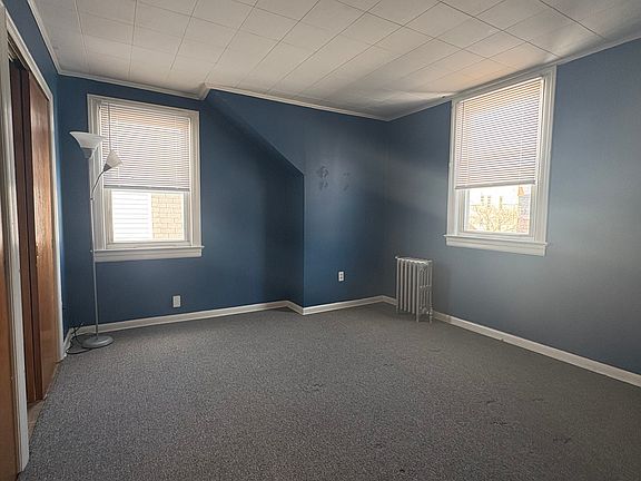 2nd image of 134 Brighton Ave Floor 2