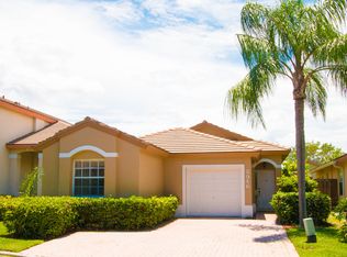 2946 NW 99th Ct, Doral, FL 33172