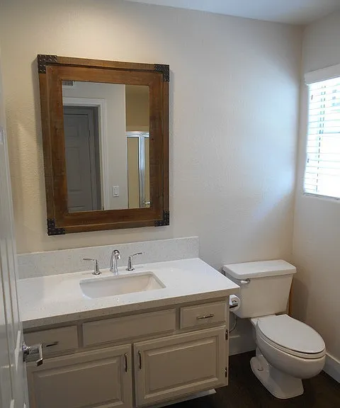 4968 Marin Dr — Photo 9