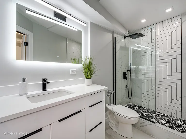 300 N State St #5125 — Photo 15