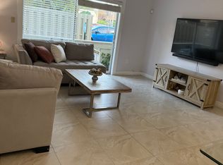 9360 SW 87th Ave APT N7, Miami, FL 33176