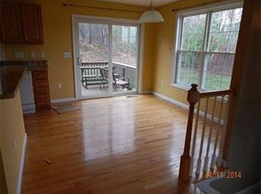 3rd image of 77 Buttercup Ln