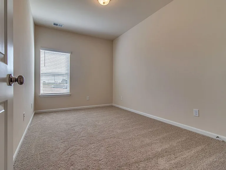 2608 Sherman Way — Photo 23