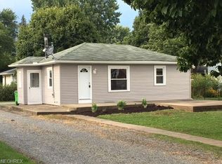 419 E 11th St, Dover, OH 44622