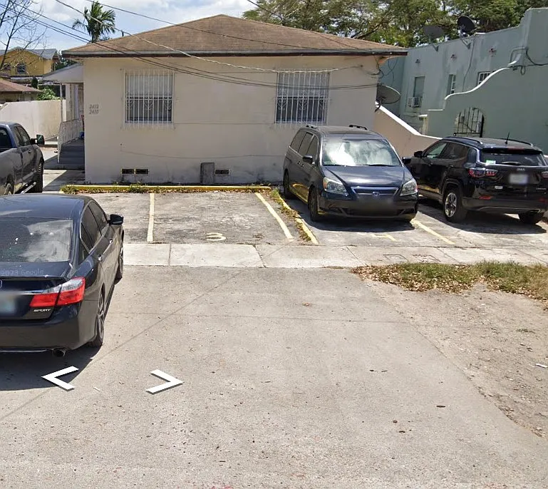 2 bed, 1200 sqft, $2,300 — Photo 1