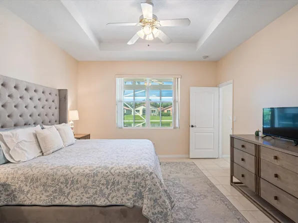 209 Seminole Lakes Drive, Royal Palm Beach, FL 33411