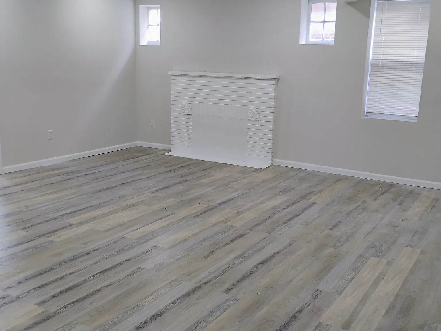 3 bed, 1200 sqft, $1,795 — Photo 1