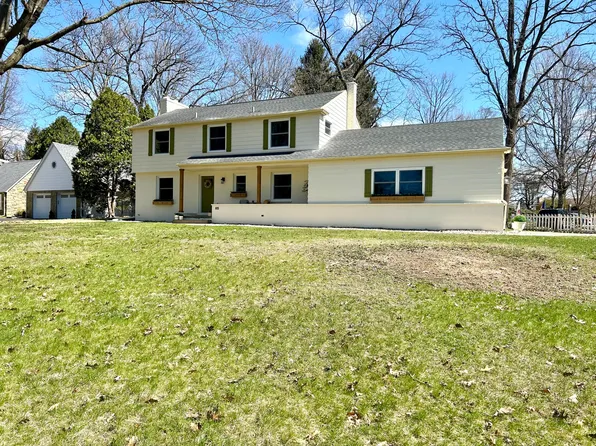 85 Shadywood Ln, Battle Creek, MI 49015