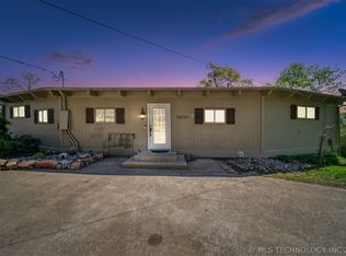 24280 S 610th Dr, Grove, OK 74344