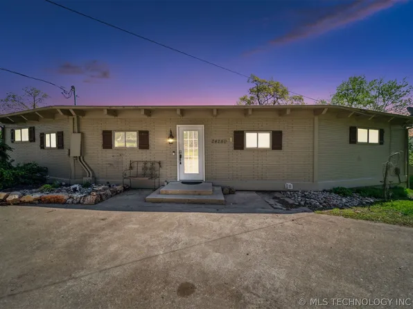24280 S 610th Dr, Grove, OK 74344