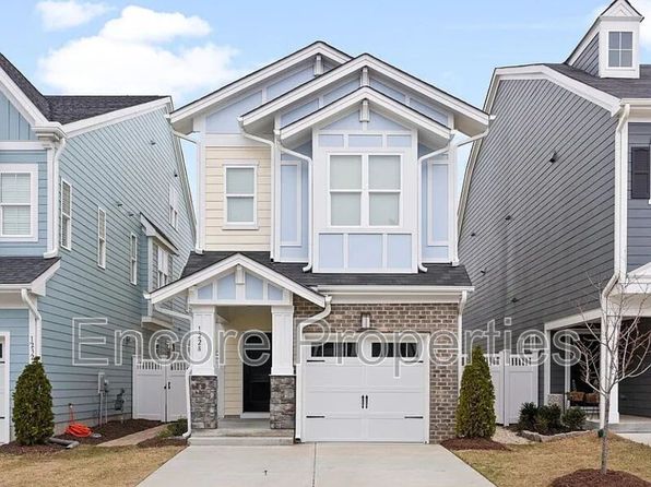 1228 Brown Velvet Ln, Apex, NC 27523