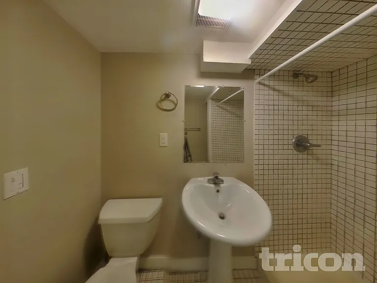 3820 Union Terrace Ln N — Photo 6