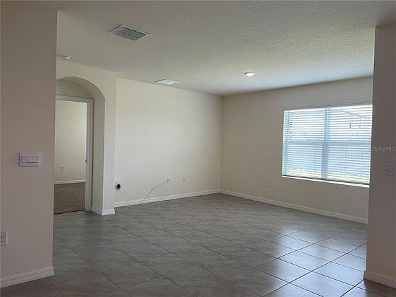5th image of 5535 Hollinsworth Trl
