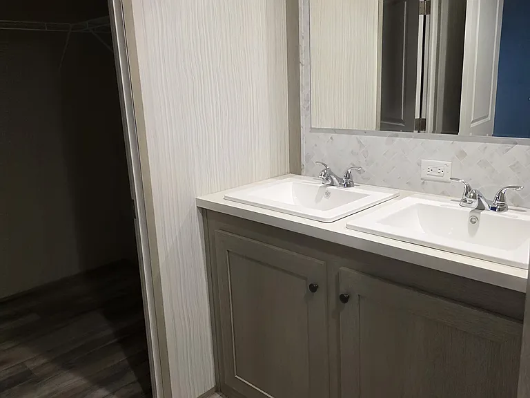 12 Bailey Ln — Photo 12