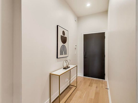 2nd image of 4859 N Ashland Ave #2W