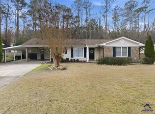 921 McCurdy Blvd, Manchester, GA 31816