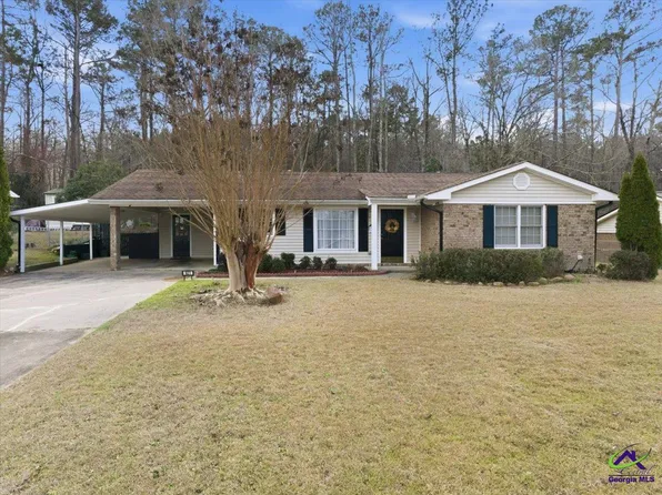 921 McCurdy Blvd, Manchester, GA 31816