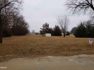 8261 S Farr St, Savanna, IL 61074