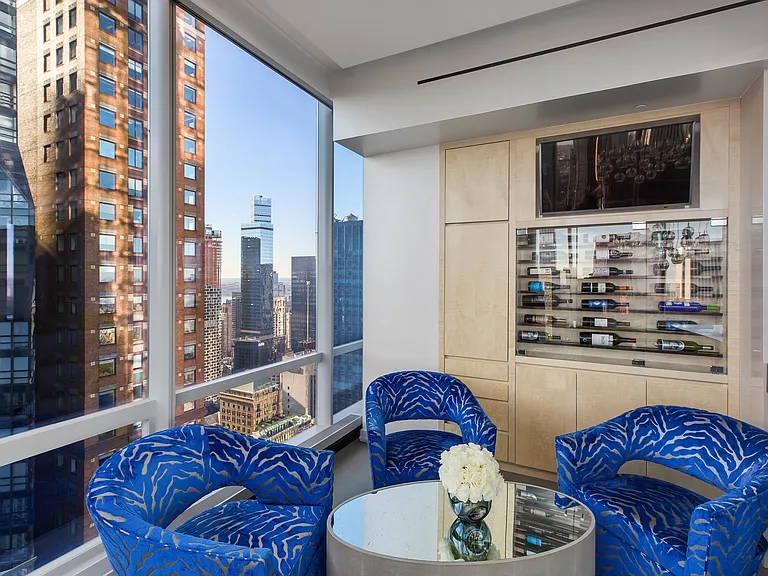 157 W 57th St #53B — Photo 26