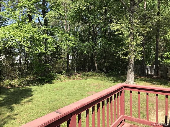 4th image of 5609 Stone Lake Dr