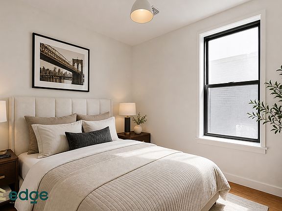 4th image of 360 Decatur St #2R