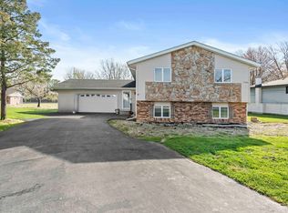 1340 Brandywine Rd, Crown Point, IN 46307