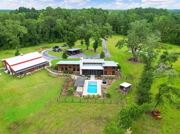 1885 Liberia Rd, Wadmalaw Island, SC 29487